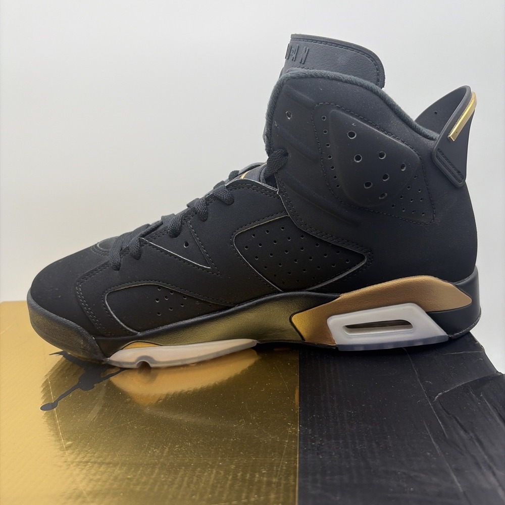 Size 9.5 - Jordan 6 Retro Defining Moments 2020 (CT4954-007) - Picture 8 of 10